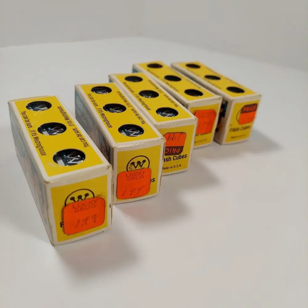 Vintage Flash Cubes Lot Westinghouse 5 Boxes 15 Camera Flashcubes 60 Flashes